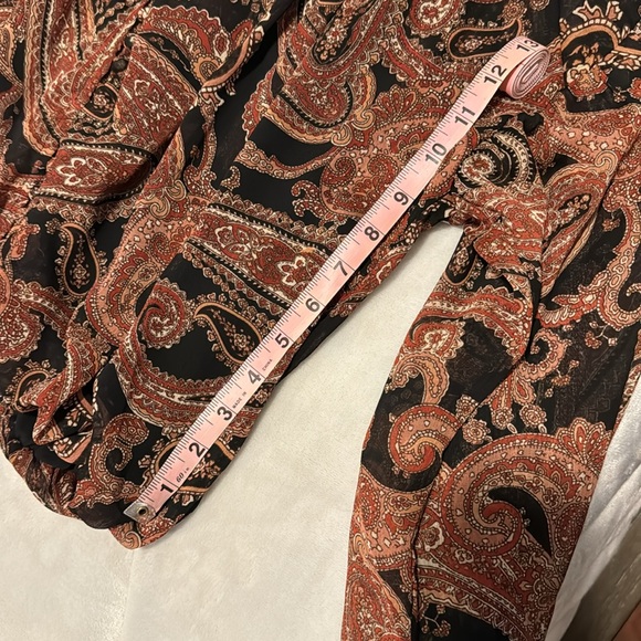 VICI COLLECTION | LONG SLEEVE CROP - Picture 6 of 6